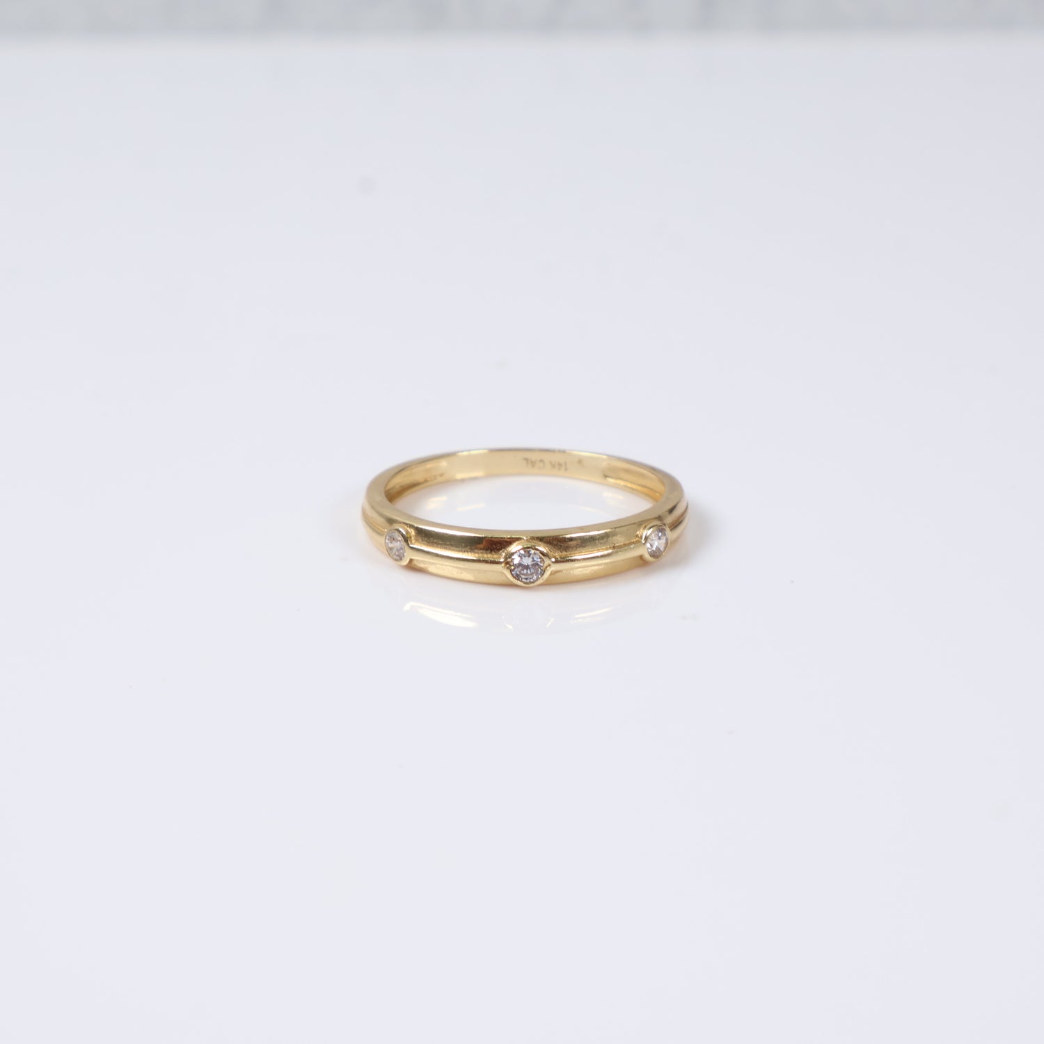 14K Yellow Gold Fashion Trio Engagement Ring With Zircons / 6.3gr / Size 6.5W/9.5M