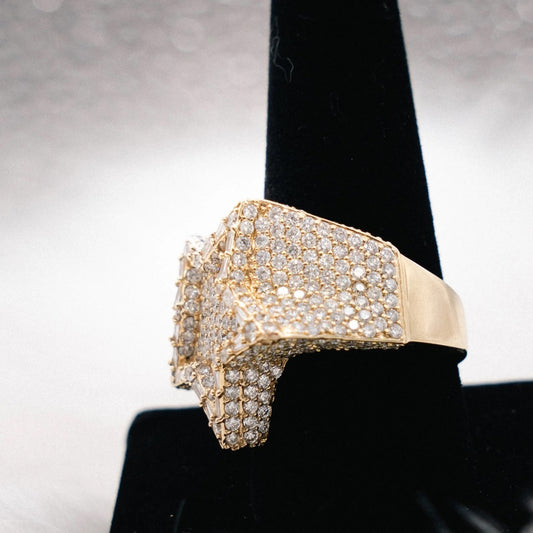 Big Star Ring 14K Yellow Gold With Diamonds Baguette / 17.7gr / Size 10 / 6.23Ct Dia