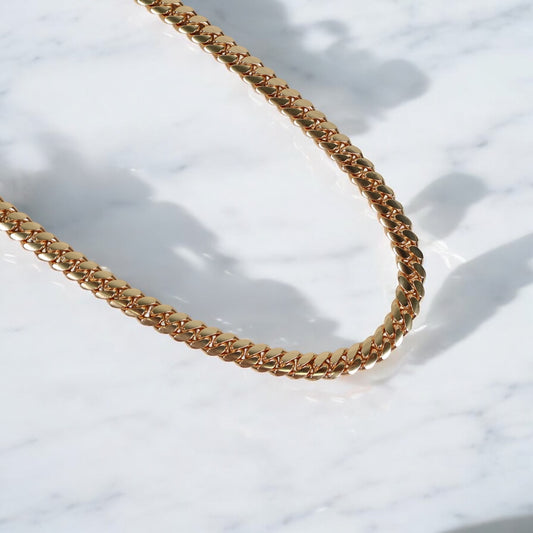 10K YG Cuban Links Chain / 128.74gr / 8.9mm / 24in /