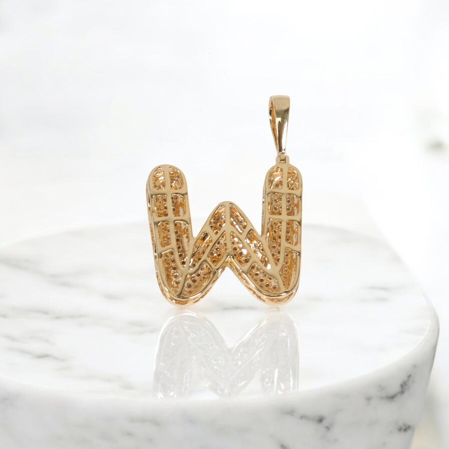 10K YG Diamond Letter W Pendant / 3.1gr / 1.1in / 0.64Wt Dia
