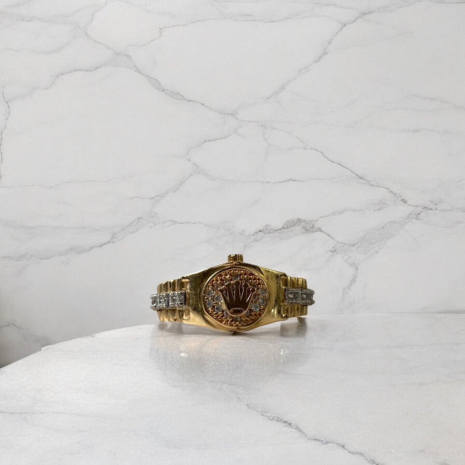 18K Yellow Gold Crown Ring With Zircons / 4.4gr / Size 6.5
