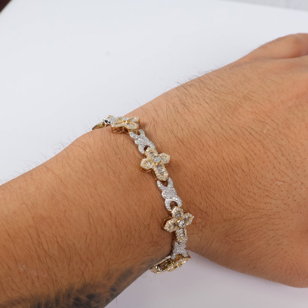 10K 2 Tone Diamond Cross-Infinite Bracelet / 17.1gr / 6mm / 8in / 4.35Ct / VS2-SI / G-H