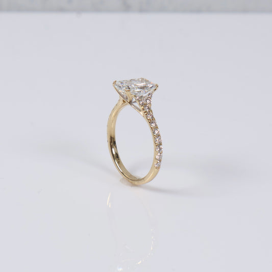 14K YG Lab Diamond Radiant Brilliant With Certificate Engagement Ring / 2.34gr / Sz 6.5 / 2.49 CTTW Lab VS / E-F