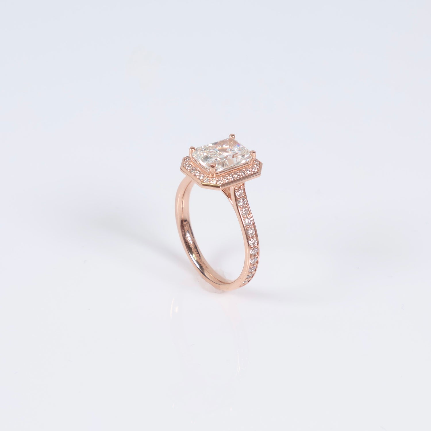 14K RG Lab Diamond Cut Cornered Rectangular Modified Brilliant With Certificate Engagement Ring / 4gr / Sz 6 3/4 / 2.09Ct Lab Dia / F / VS