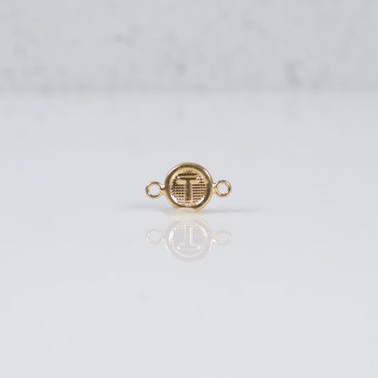 18K YG Letter T Textured Circle Ironwork / 0.25gr / 7mm /
