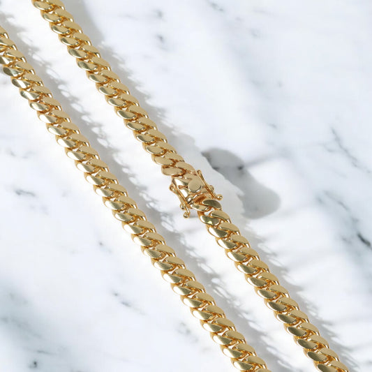 10K YG Cuban Links Chain / 108.22gr / 8.3mm / 24in /