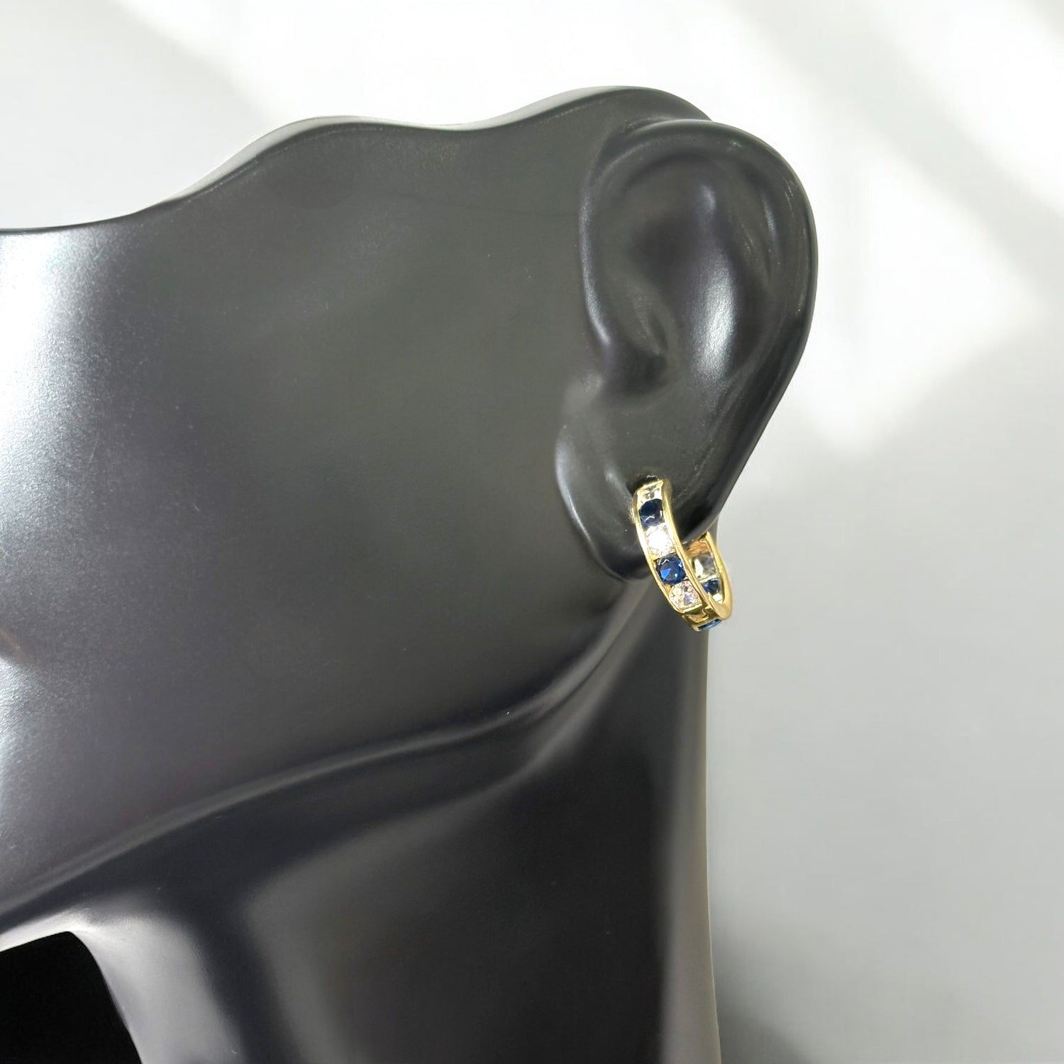 14K Yellow Gold Luxury Bluestone Hoop Earrings / 1.2gr