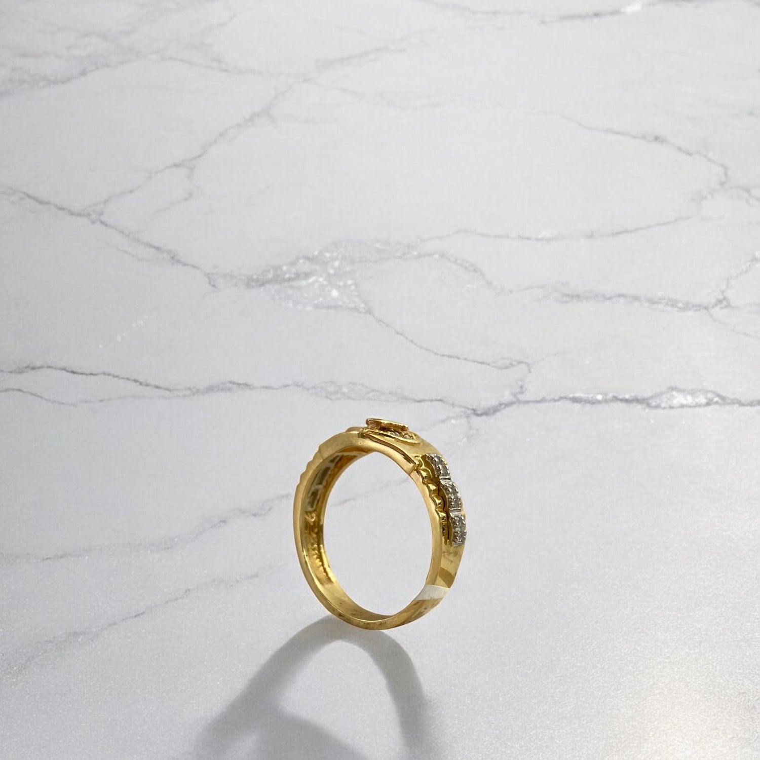18K Yellow Gold Crown Ring With Zircons / 4.4gr / Size 6.5