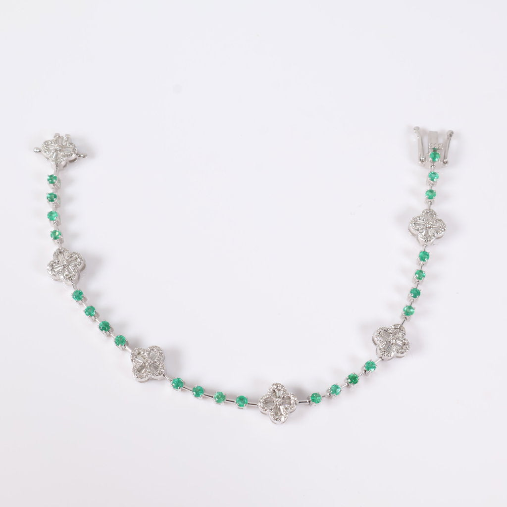 14K WG Diamond Clover With Emerald Bracelet / 11.3gr / 2.5mm / 7in / 1.40Ct / VS2-SI / G-H / 2.05Ct Eme