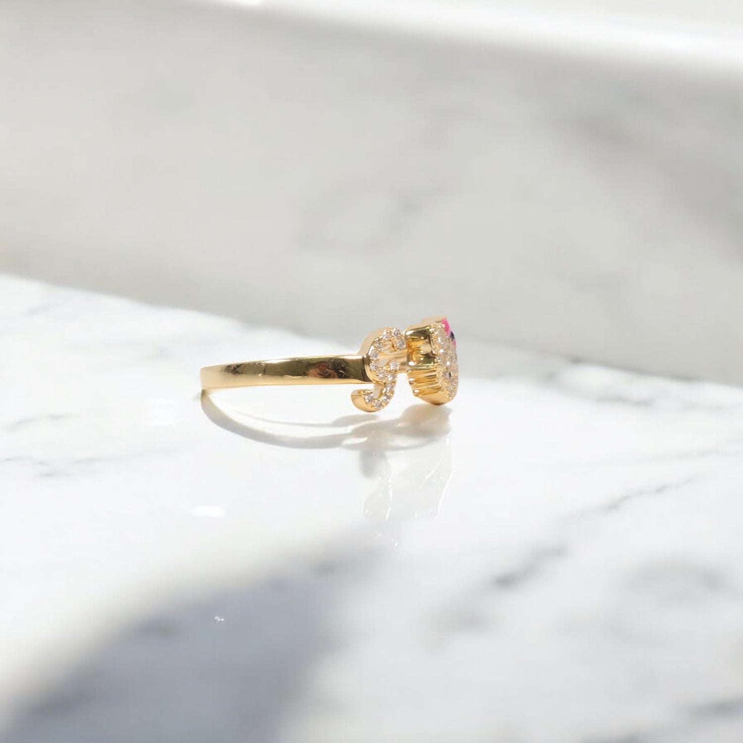10K YG Diamond HK - Letter G Rings / 2.34gr / Sz 7 / 0.12Wt Dia