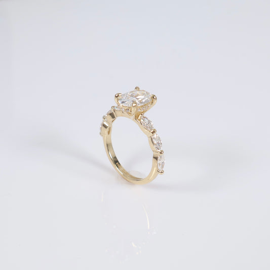 14K YG Lab Diamond Oval Cut Brilliant With Certificate Engagement Ring / 3.3gr / Sz 6 / 1.56Ct Lab Dia / D / VS1