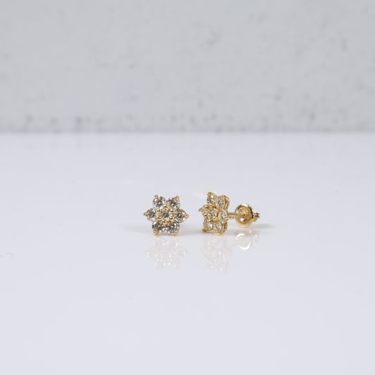 14K Yellow Gold Flower Diamond Stud Earrings 0.21Ct / 1.8gr