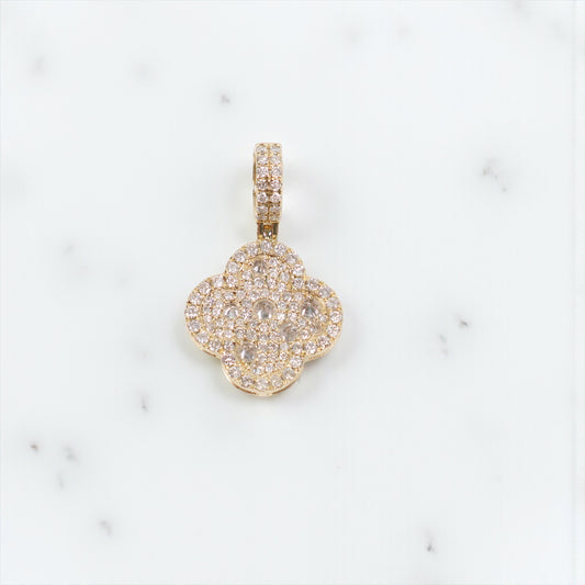 14K YG Reverse Diamond Clover Pendant / 2.95gr / 1in / D-1.30Ct