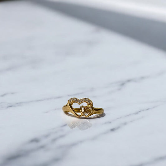 18K Yellow Gold Heart Ring With Zircons / 2.3gr / Size 8 1/2