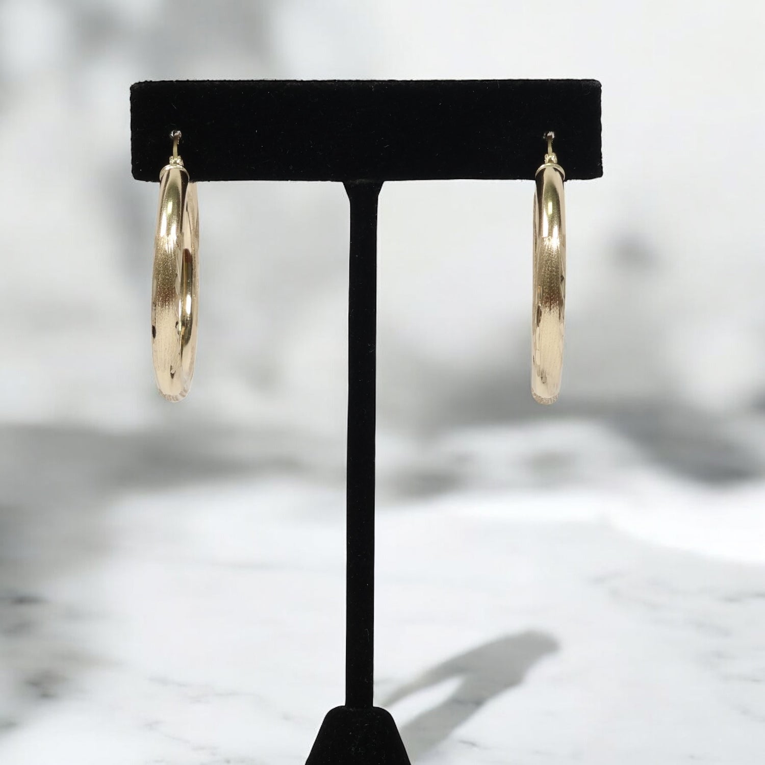 14K YG Luxury Hoop Earrings / 3.45gr / 1.4in /