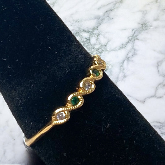 18K Yellow Gold Spiral Eyes Ring With Green/White Zircons / 1.5gr / Size 7.5