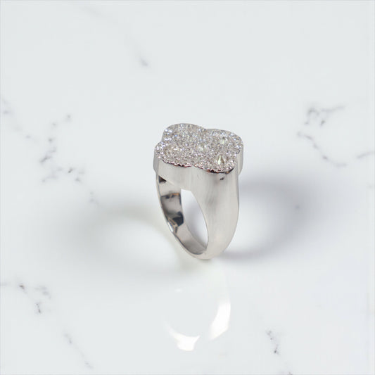 10K WG Reverse Diamond Clover Rings / 6.86gr / Sz 7 / D-1.25Ct