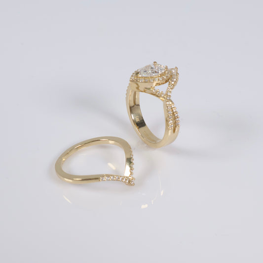 14K YG Lab Diamond Duo Pear Brilliant With Certificate Engagement Ring / 7.87gr / Sz 6 3/4 / 1.07Ct Lab Dia / E / VS1