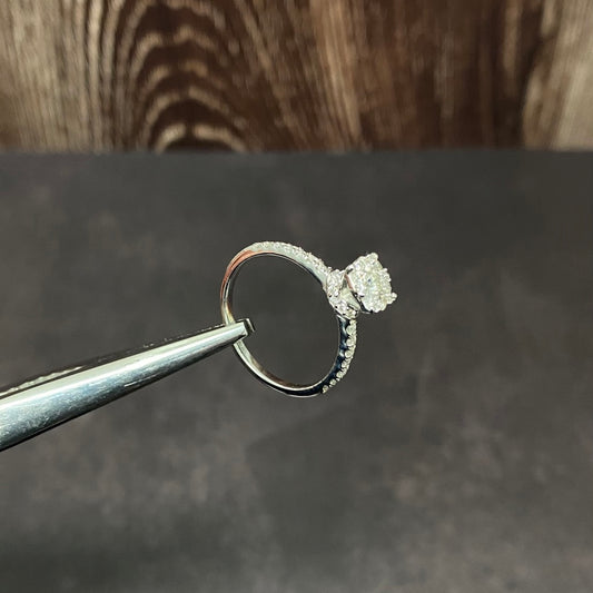 14K White Gold Diamond Luxury Engagement Ring 0.54Ct Dia / 2.41gr / Size 6 3/4
