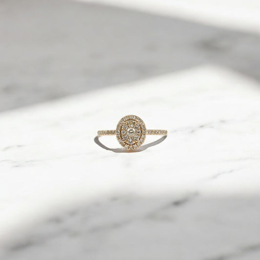 14K YG Diamond Luxury Oval Style Engagement Ring / 4.15gr / Sz 7 / Wt Dia