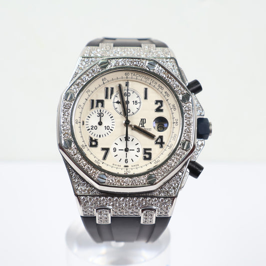 Watch Audemarts Piguet Royal Oak Offshore Chronograph Bussdown White Dial On Rubber Strap Ref 26170ST Watch / 42mm