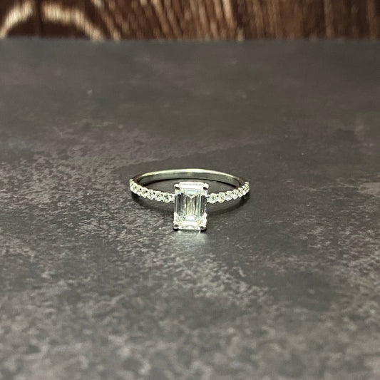 14K White Gold Lab Diamond Emerald Cut Engagement Ring 1.29Ct Lab Dia Vs / 2.09gr / Size 6 3/4