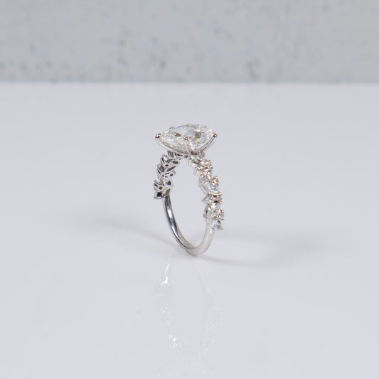 14K WG Lab Diamond Pear Cut Brilliant With Certificate Engagement Ring / 3.1gr / Sz 7 / 2.75 CTTW Lab VS / E-F