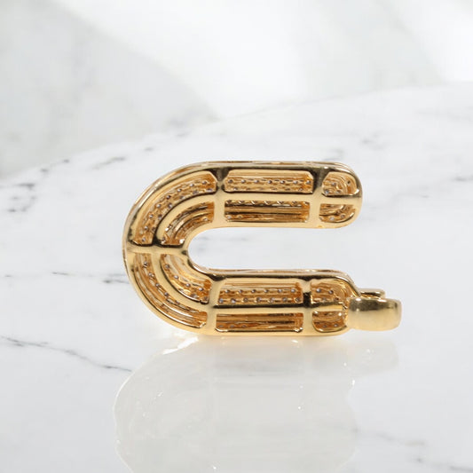 10K YG Diamond Letter U Pendant / 2.74gr / 1.1in / 0.49Wt Dia