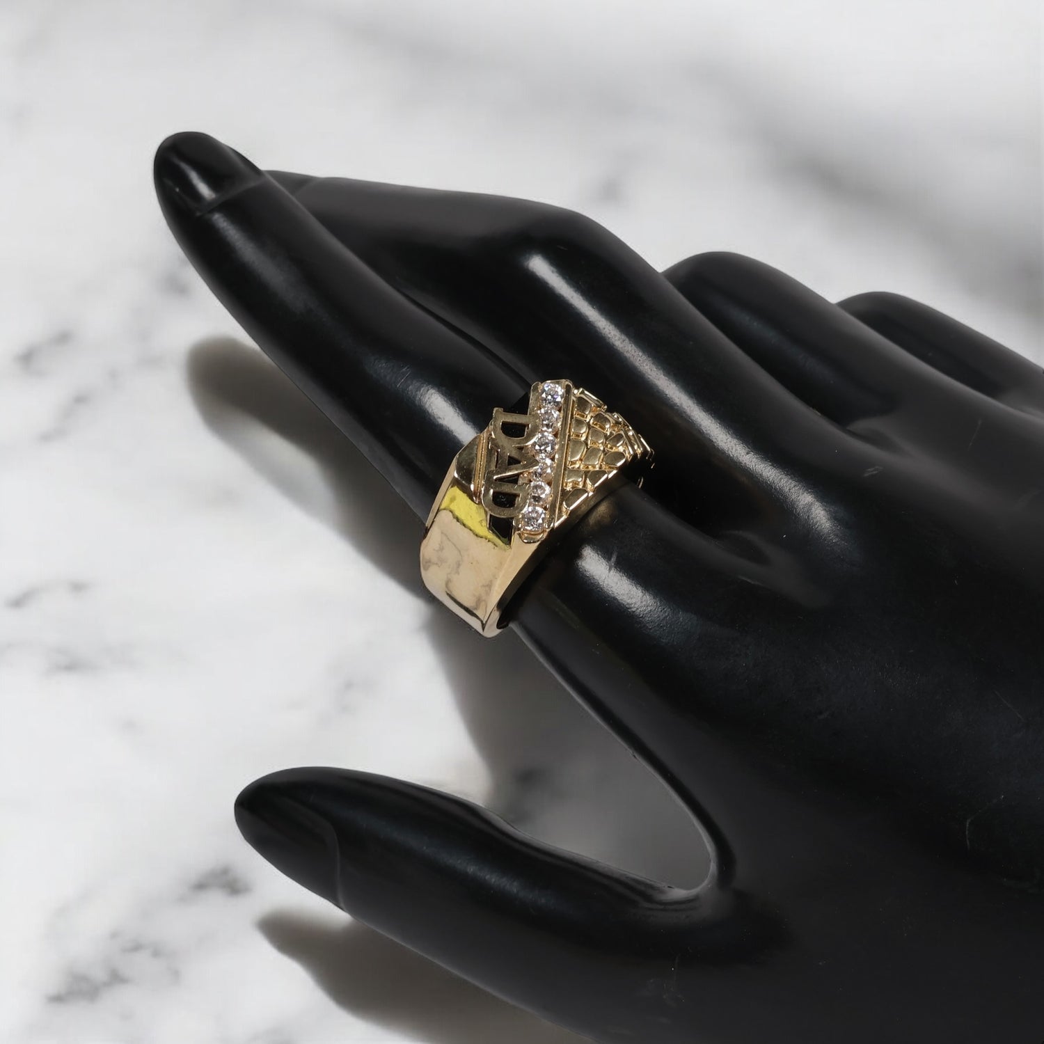10K YG Nugget Dad Rings / 3.78gr / Sz 10 / White Zircons