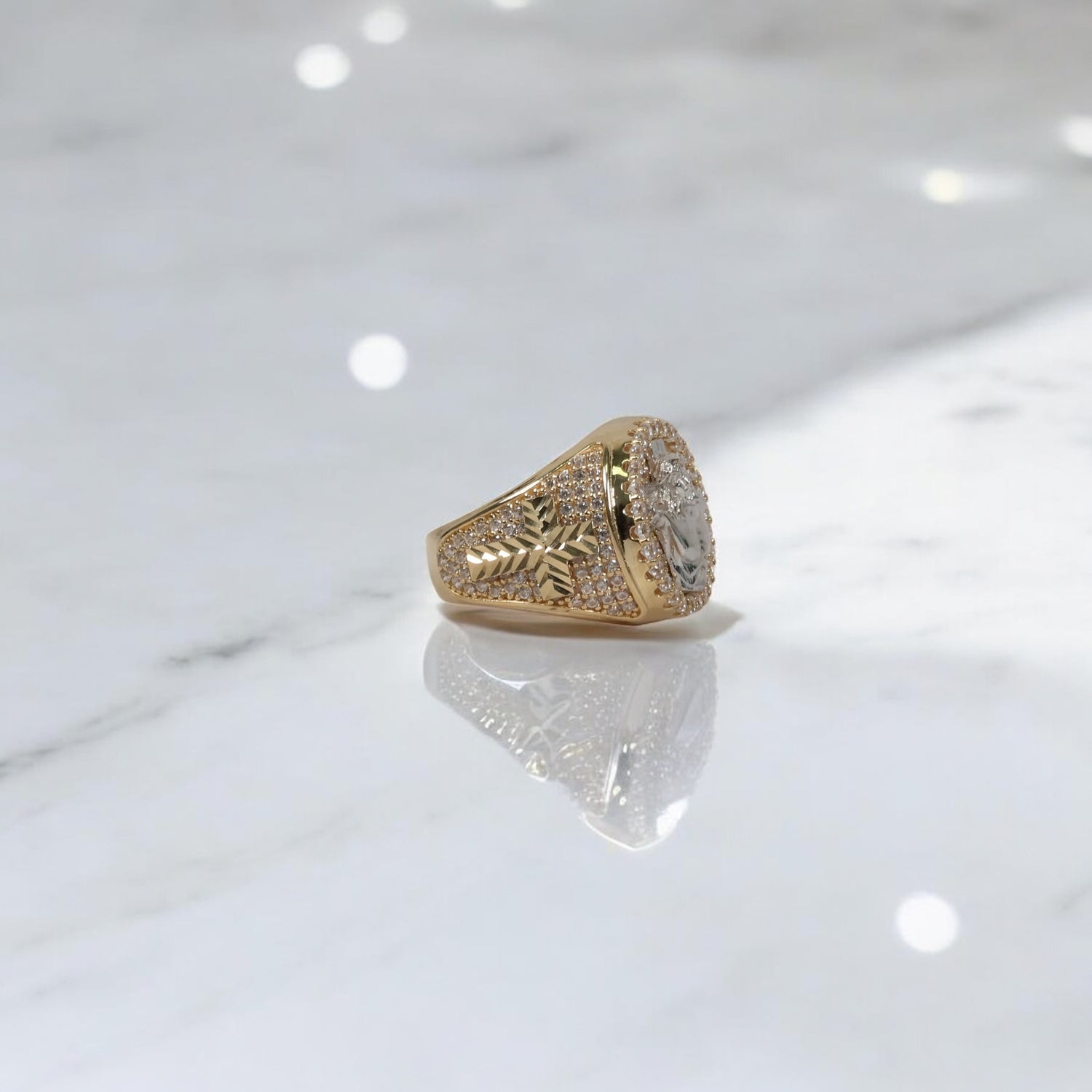 14K 2 Tone Crusifix Rings / 9.38gr / Sz 9 3/4 / White Zircons