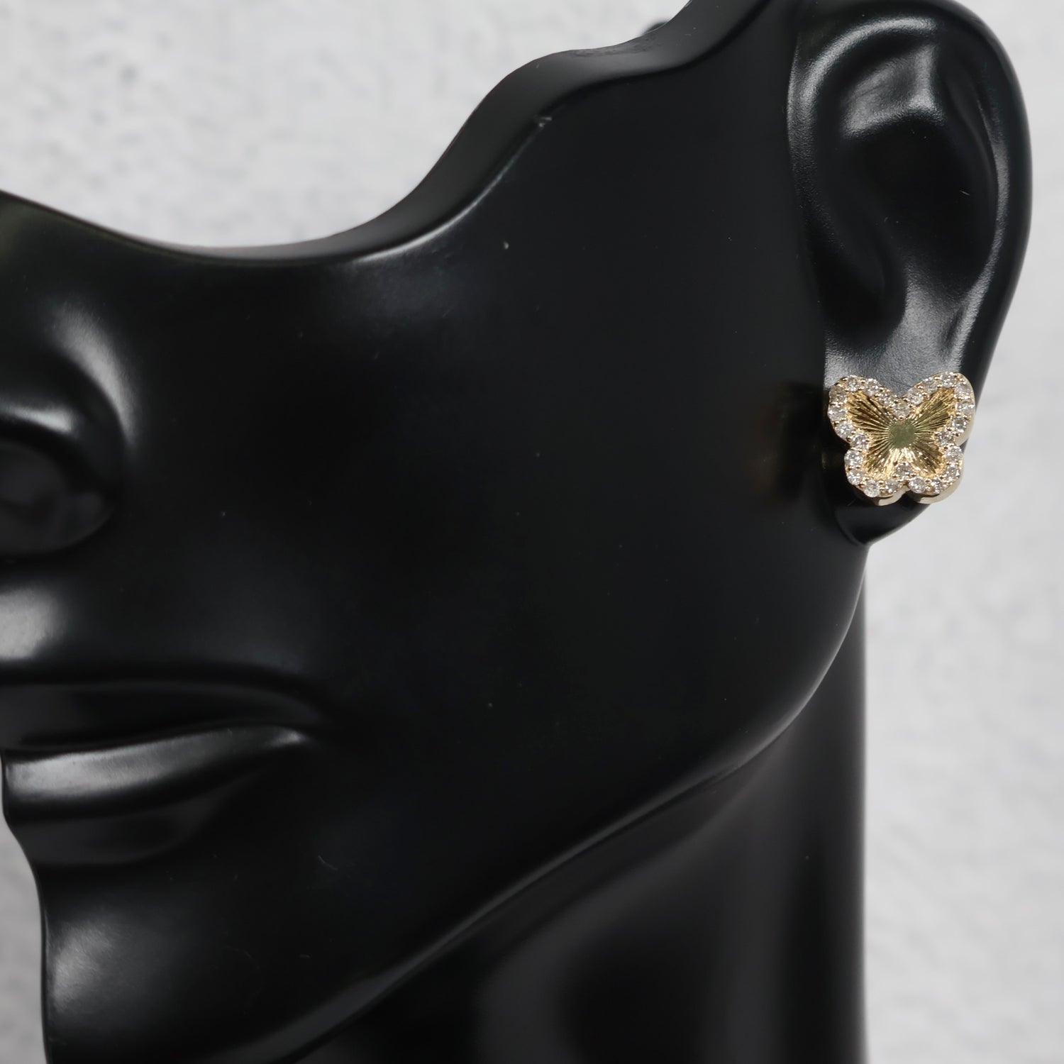 14K YG Diamond Butterfly Stud Earrings / 2.44gr / 9mm / 0.45Ct Dia