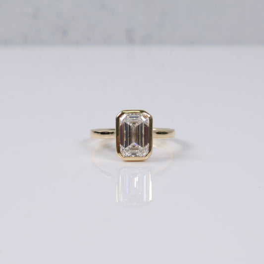 14K YG Lab Diamond Emerald Cut With Certificate Engagement Ring / 3.7gr / Sz 7 / 3 CTTW Lab VS / E-F