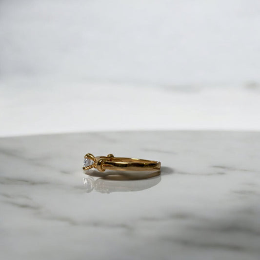 18K Yellow Gold Fashion Ring With Zircons / 2gr / Size 7