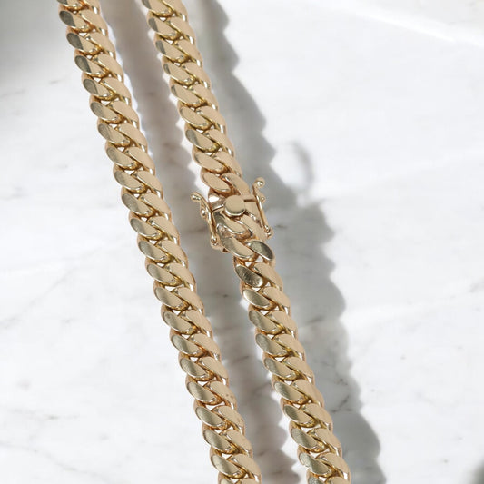 10K YG Cuban Links Chain / 131gr / 9mm / 24.5in /