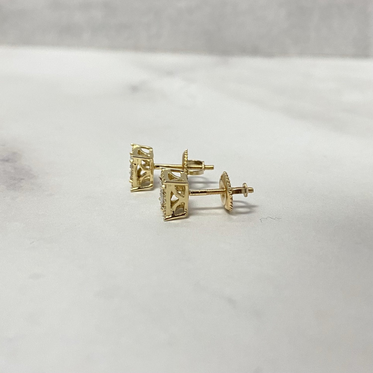 10K Yellow Gold Diamond Square Luxury Stud Earrings 0.08Ct Dia / 1.47gr / 6mm