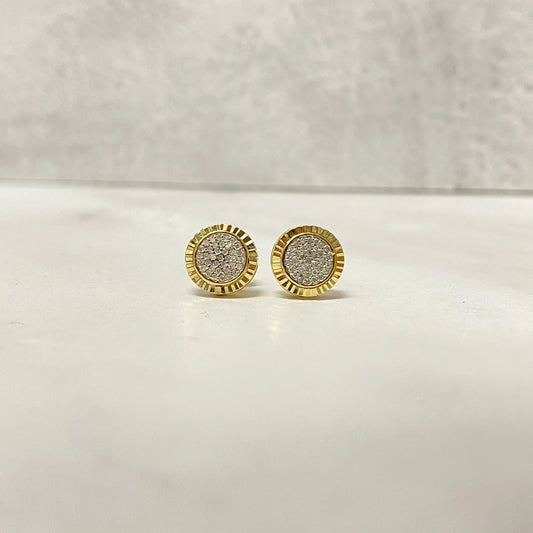 10K Yellow Gold Diamond Border Cut Fashion Stud Earrings 0.07Ct Dia / 2gr / 8mm