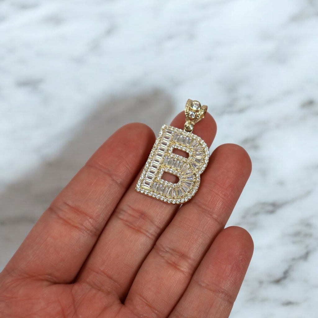10K YG Big Letter B Pendant / 6.47gr / 1.5in