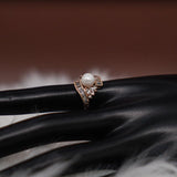 Pearl Ring 10K Yellow Gold With Diamonds / 4.6gr / Size 7.5