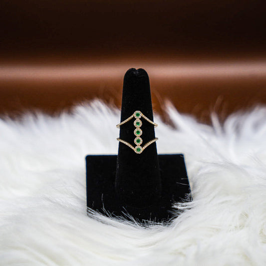 Emerald Ring 14K Yellow Gold With Diamonds / 3.1gr / Size 7