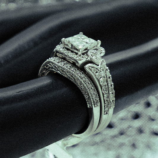 Marquise Engagement Ring 14K White Gold With Diamonds / 8.6gr / Size 4.5