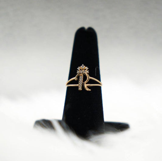 Letters Ring 14K Yellow Gold With Zirconia / 1.8gr / Size 7