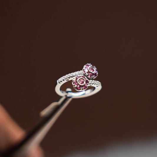 Pink Flowers Ring 18K White Gold With Diamond-Sapphire / 6.4gr / Size 6