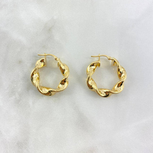 18K Yellow Gold Demi Dotted Flower Hoop Earrings 4.5gr / 0.98in